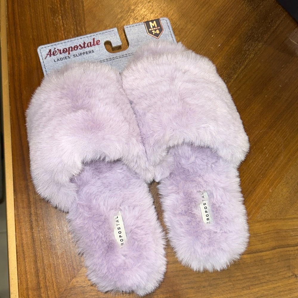 Aeropastale brand new slippers